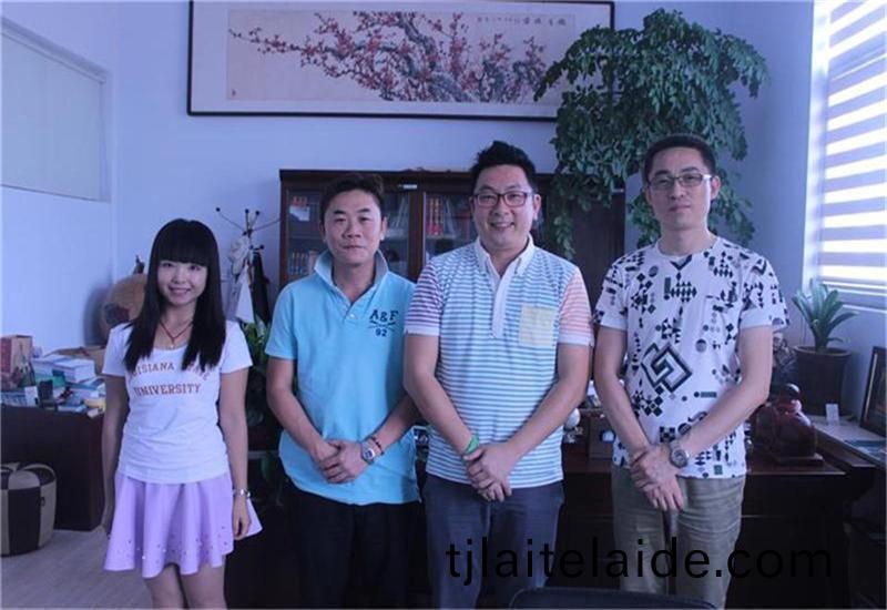 新加(jia)坡客戶(hu)