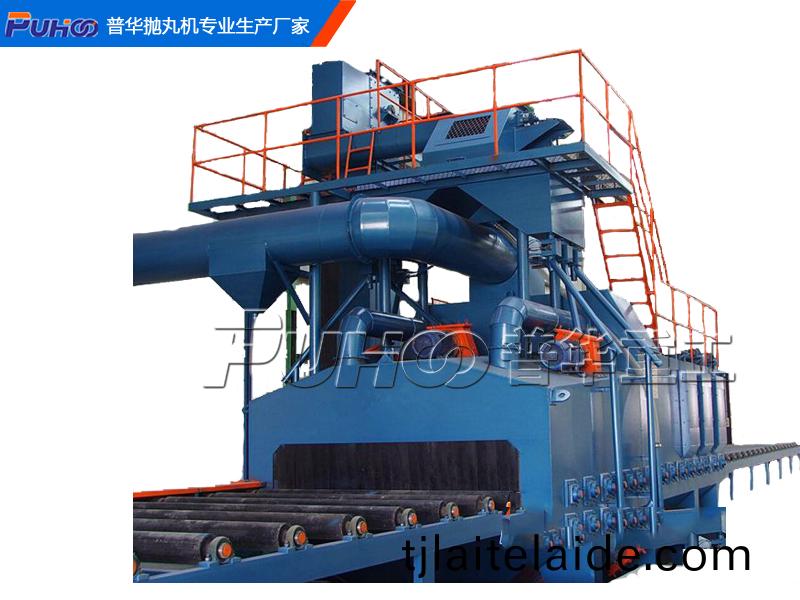 鋼(gang)闆通過式抛丸清理(li)機(ji)-青(qing)島(dao)普(pu)華重工(gong)